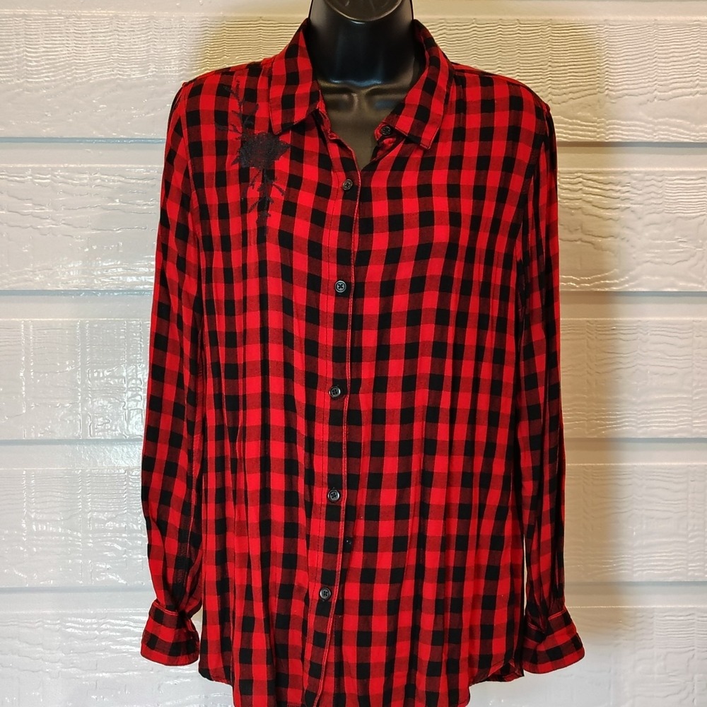 Beach Lunch Lounge Gingham Button Up Top Women S Embroidered Red Flower Grunge